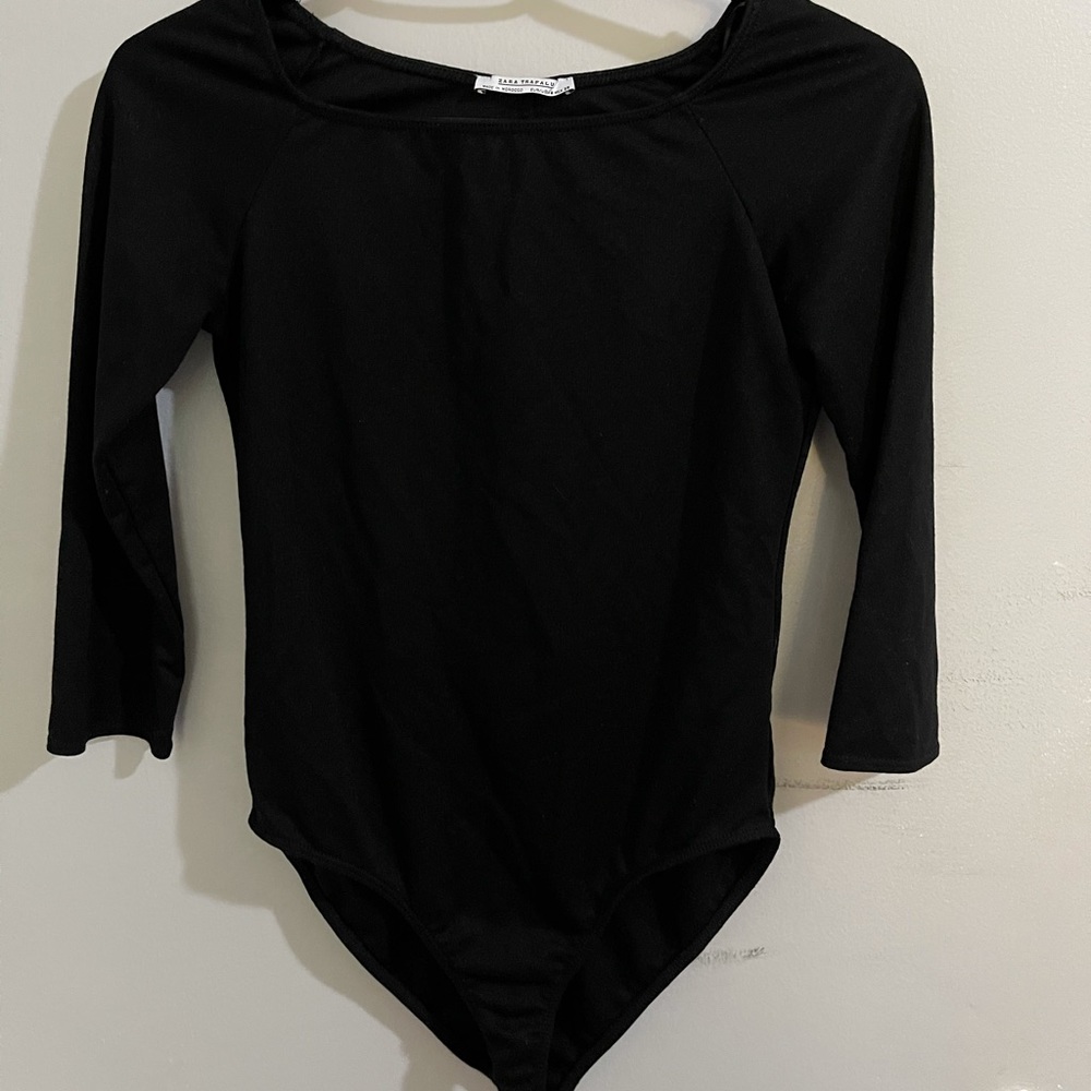 3 for 35 ✨ Zara black bodysuit